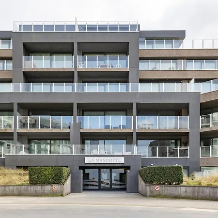 Mascotte 0110 Apartment