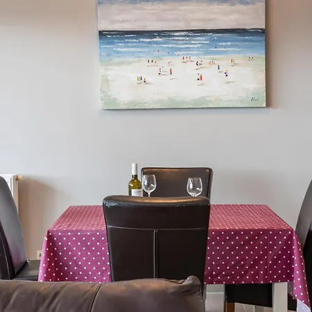 Mascotte 0110 Apartment *